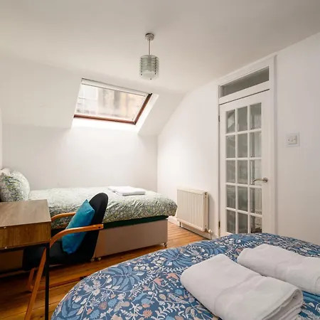 Bright - Central - Sleeps 10 Эдинбург Экстерьер фото