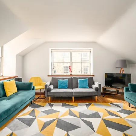 Bright - Central - Sleeps 10 Эдинбург Экстерьер фото