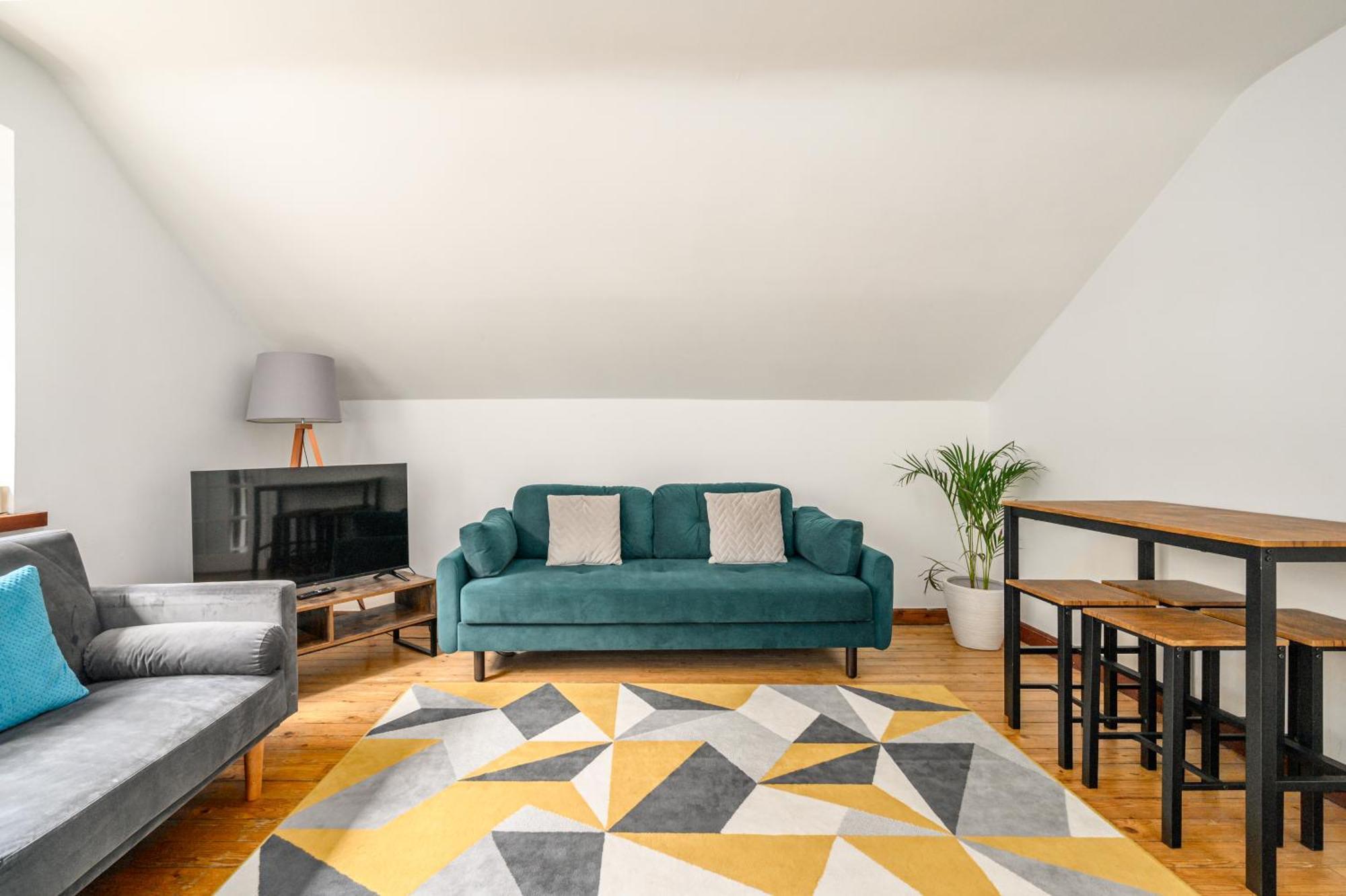 Bright - - Sleeps 10 Эдинбург