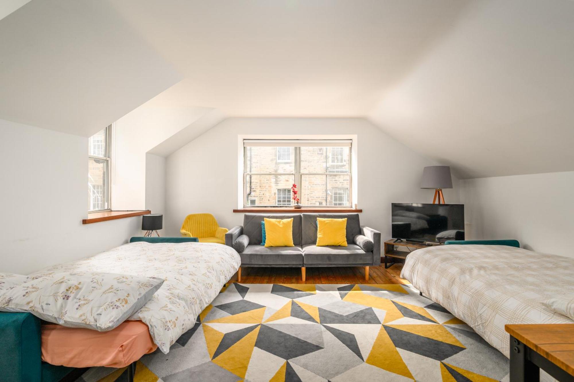 Bright - - Sleeps 10 * Эдинбург